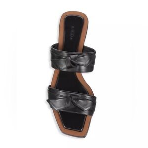 Alexandre Birman
Clarita Padded Leather Sandals